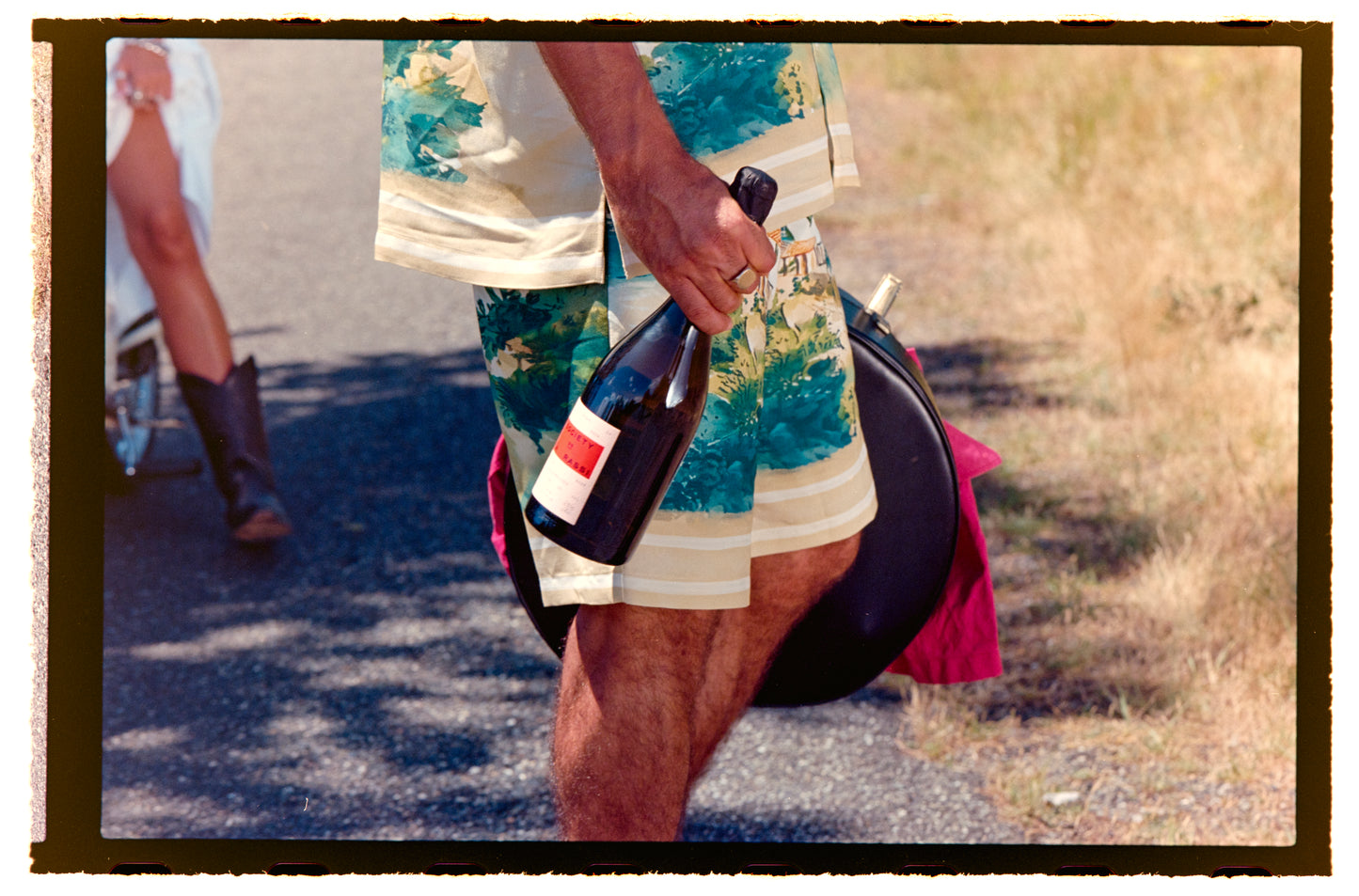 Society De La Rassi  Beso Besa - Sparkling Non-Alcoholic Rosé